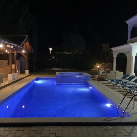 فيلة Cambria By Ocvillas